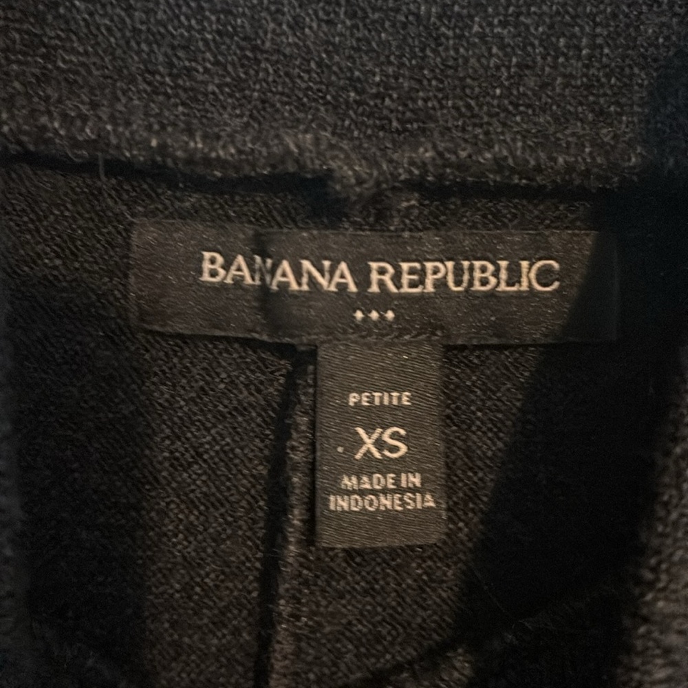 Banana Republic long sleeve mock neck sweater dress in black size XS petite NWOT - Picture 2 of 8
